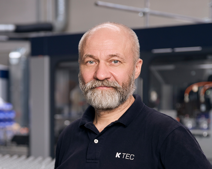 Viktor Chornyy, Technical Service